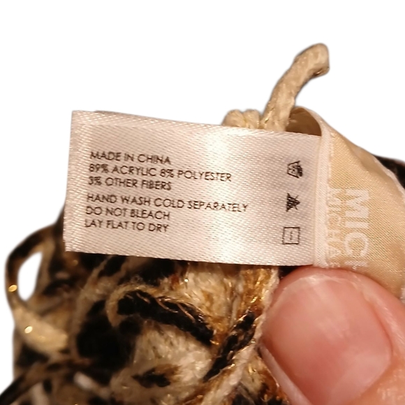 Michael Kors Leopard Metallic Oversized Wrap Scarf Womans Classic Glam Fringe - Picture 4 of 10